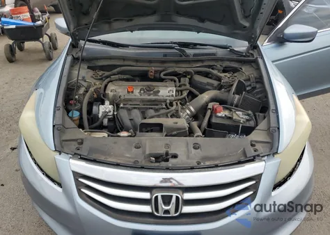 2011 Honda Accord Exl z USA, uszkodzony, nr VIN 1HGCP2F83BA134873